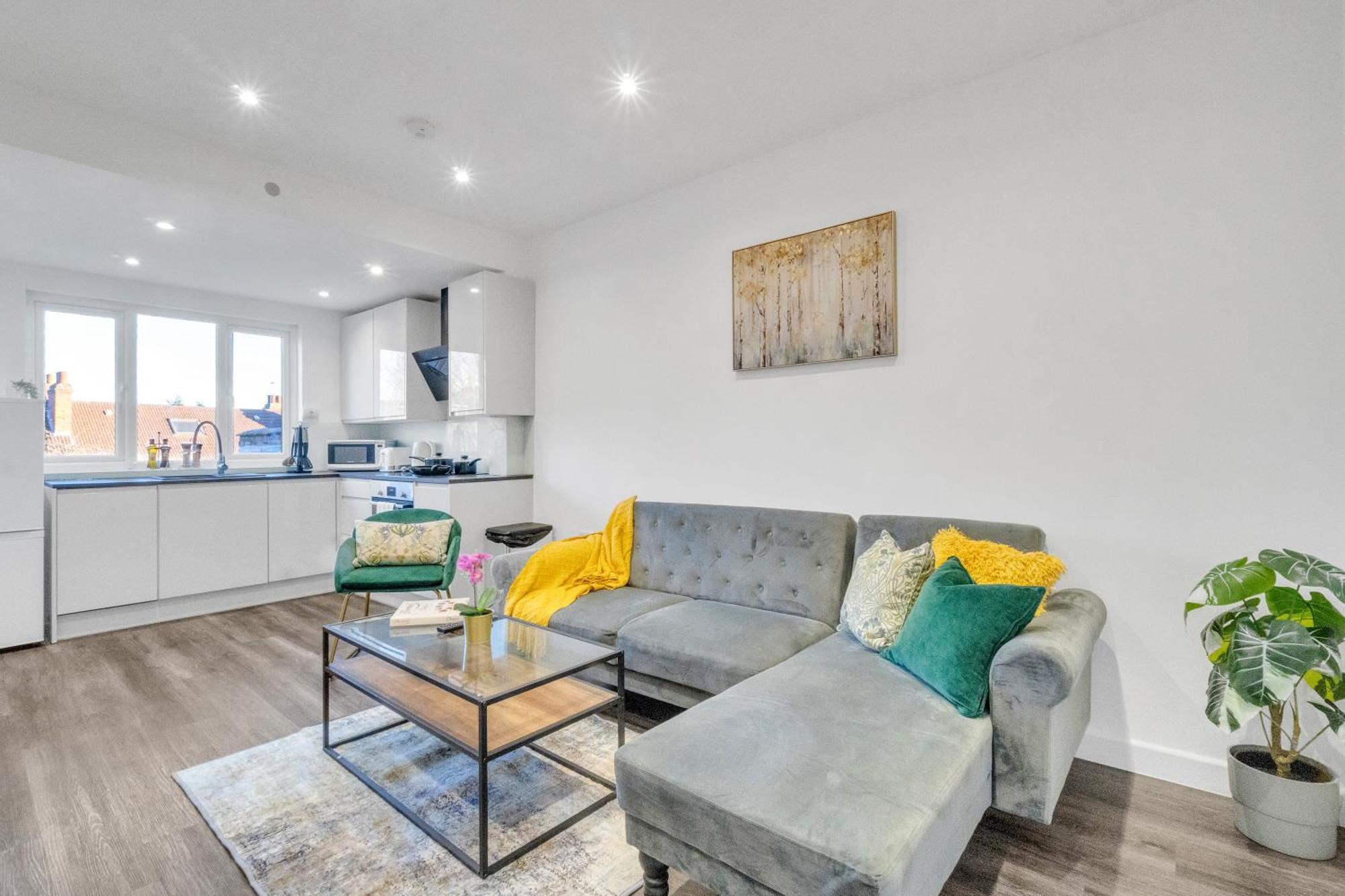 Homely North London Apartments Hendon The Hyde المظهر الخارجي الصورة