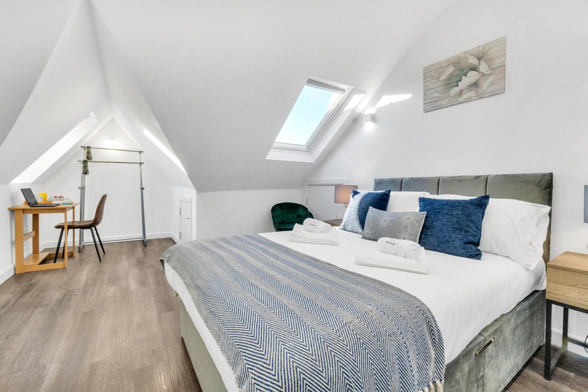 Homely North London Apartments Hendon The Hyde المظهر الخارجي الصورة