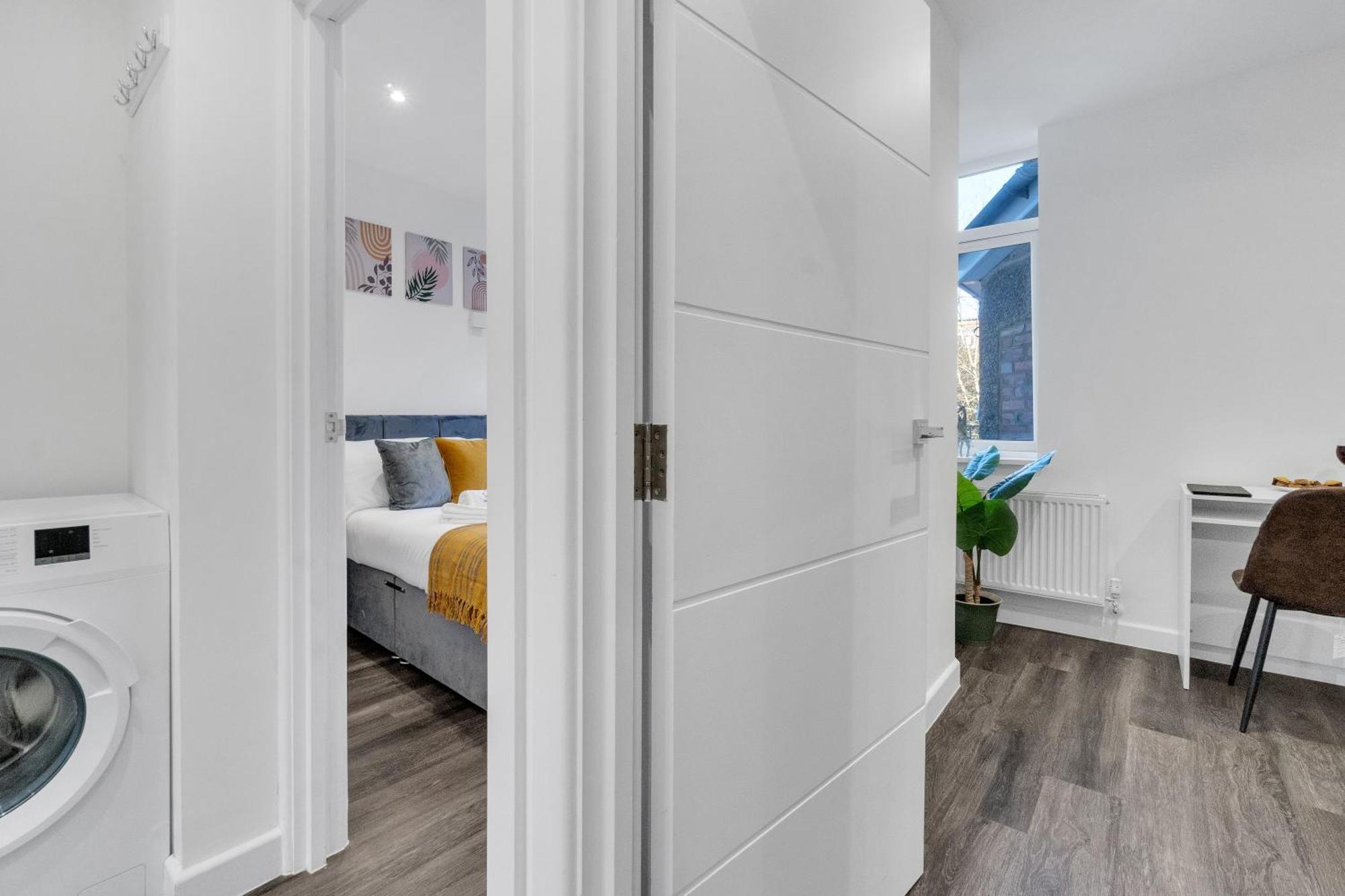 Homely North London Apartments Hendon The Hyde المظهر الخارجي الصورة