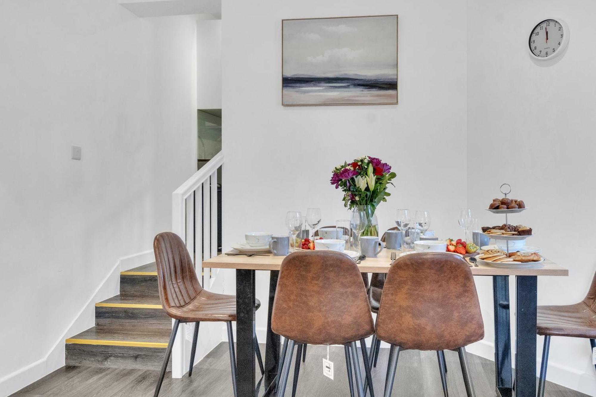Homely North London Apartments Hendon The Hyde المظهر الخارجي الصورة